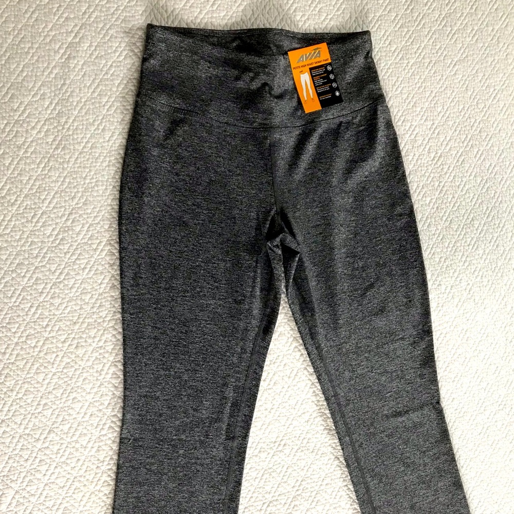 Avía Petite High Waist Pants - Picture 2 of 4